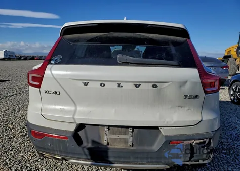 2019 Volvo Xc40 T5 Inscription from USA, damaged, VIN YV4162UL5K2056555
